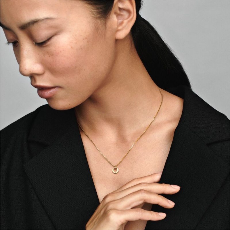 Pandora Signature I-D Collier Kette mit Anhänger Gold | FPBMWVJ-90